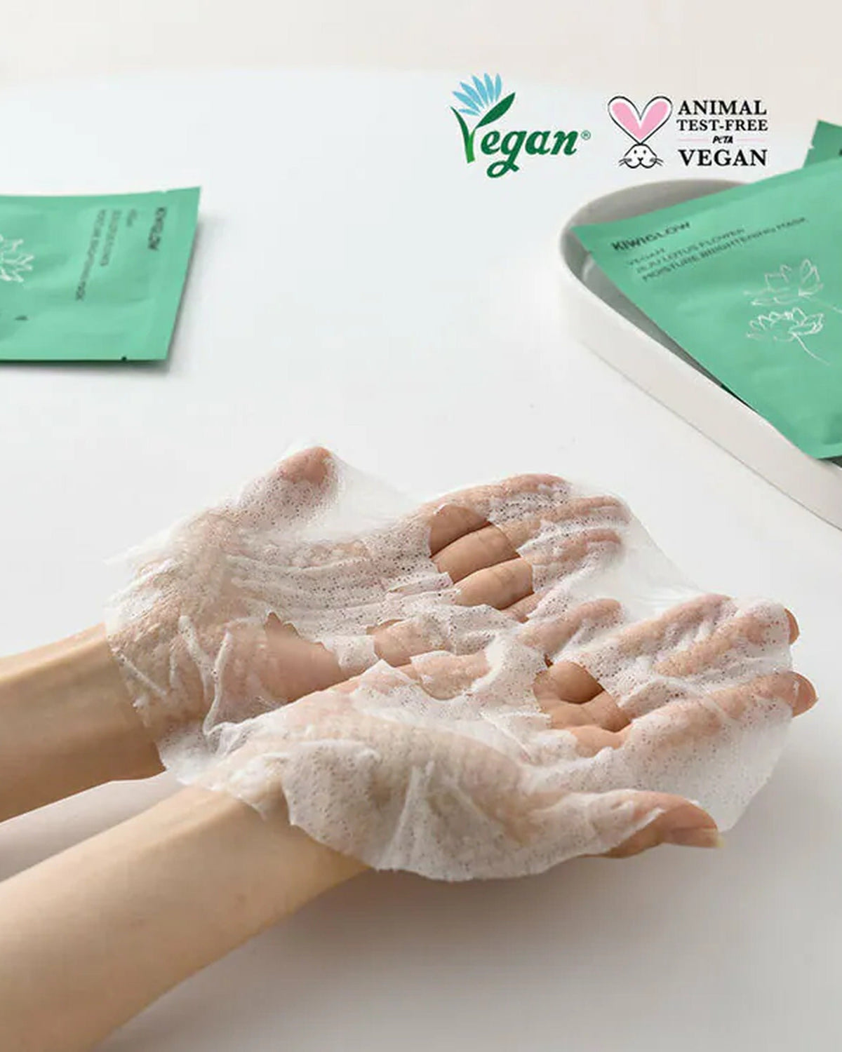 Vegan Jeju Lotus Moisture Brightening Mask 10ea
